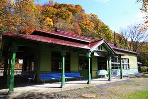 旧神居古潭駅舎