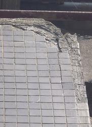 タイル劣化写真