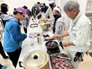 試食会