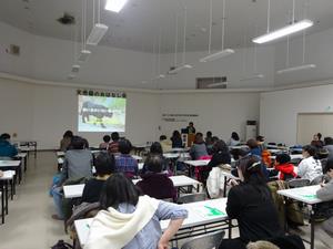 おはなし会の様子