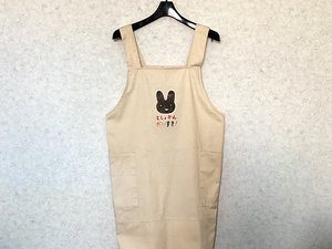 エプロンのブラリー