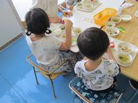 給食の様子