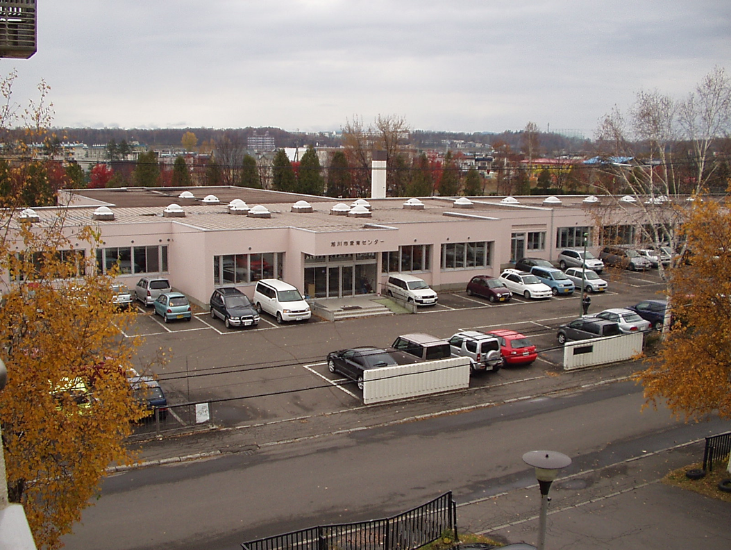 愛育センター外観