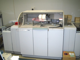 検査の機械LabOSPECTの写真