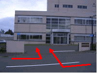 管理事務室までの画像3