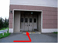 工場棟までの画像2