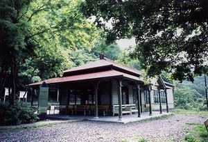 旧神居古潭駅舎