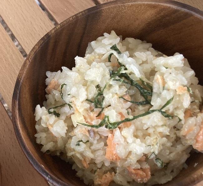 鮭の炊き込みご飯