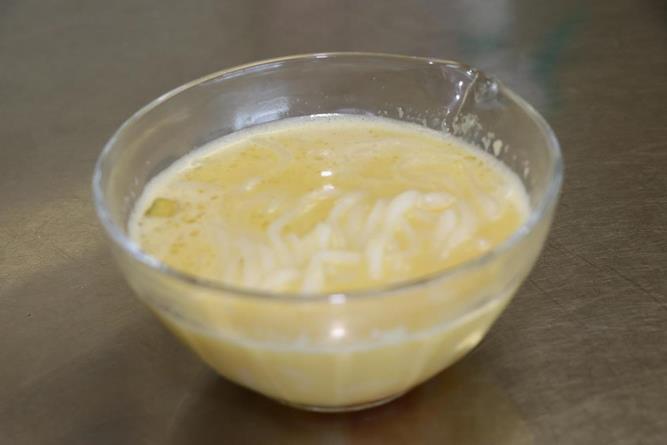 コーン白湯米粉ラーメン