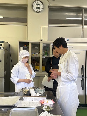 試作の様子