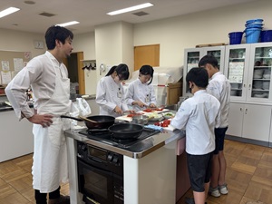 試作の様子