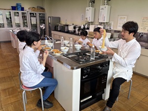 試作の様子