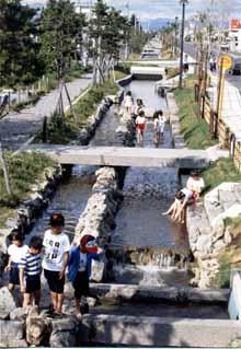 永山せせらぎ通り