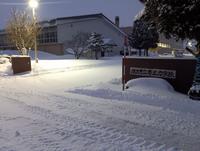 始業式前歩道除雪(1)