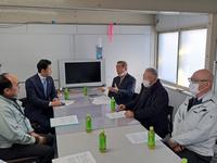 センター訪問（中央）