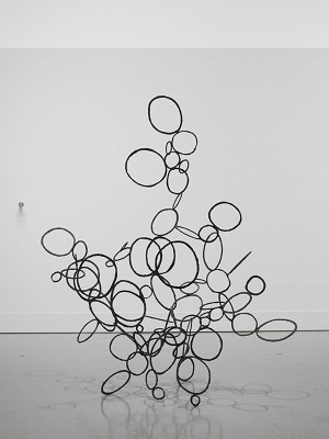 彫刻作品 空の粒子　2009-2の写真